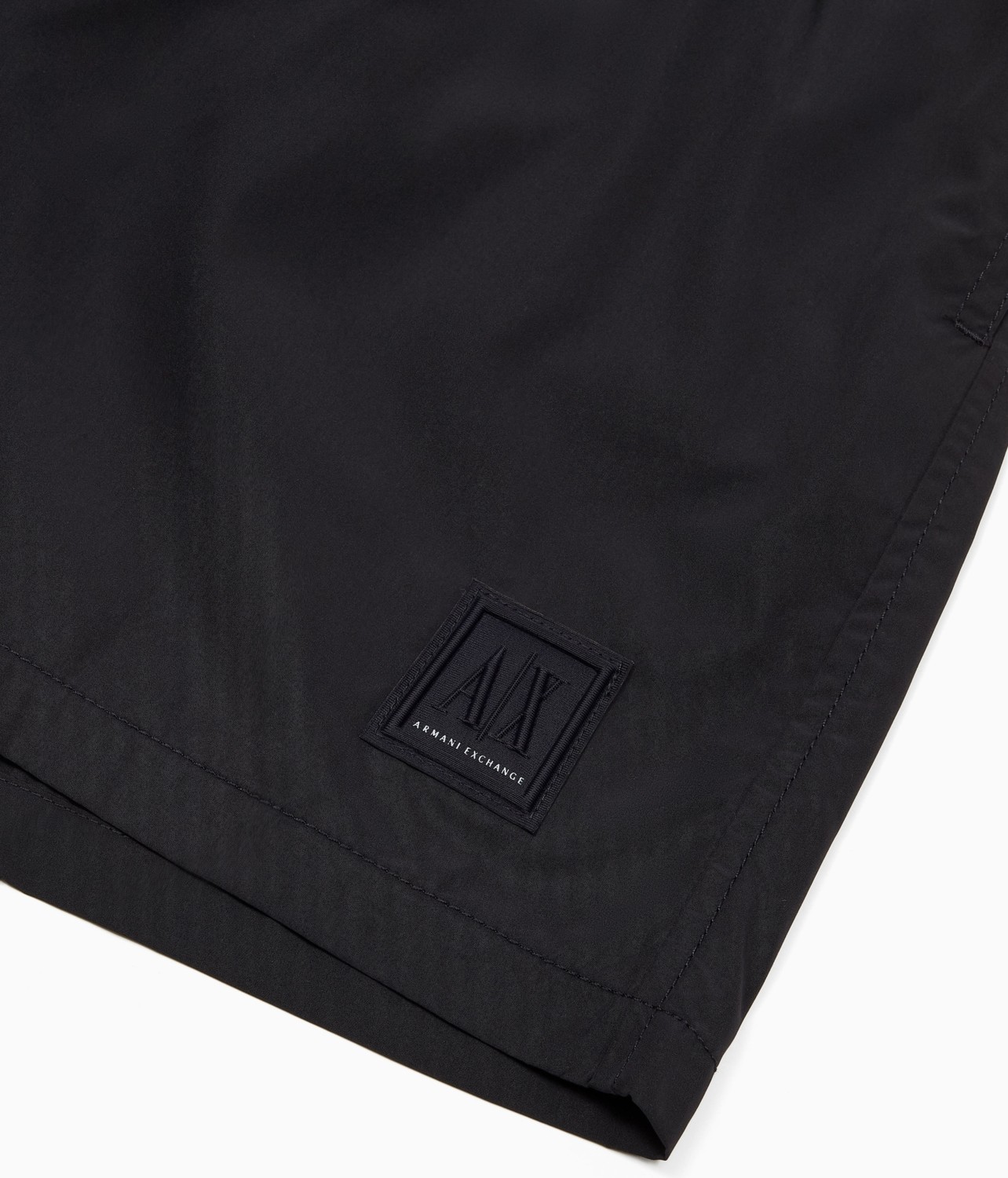 Armani Exchange Erkek Bel Bağlamalı Kısa Cepli Astarlı Lacivert Mayo XM000812 AF13556-UB101 görsel 4