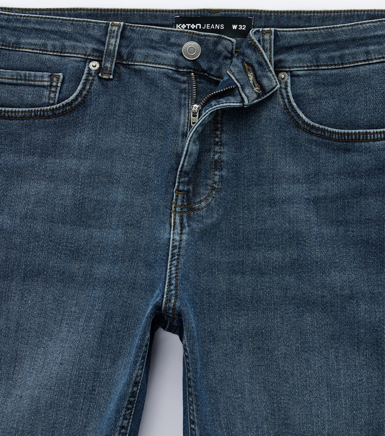 Koton Normal Bel Pamuklu Bermuda Slim Fit Jean Şort görsel 6