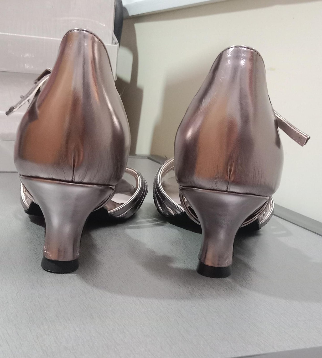 Bitangosu “dansın En Güzellerinden” 7 Bantlı El Yapımı Latin, Tango, Dans ve Salon Ayakkabısı 5,5 cm 7 Pont Kadeh Topuk Modeli görsel 4