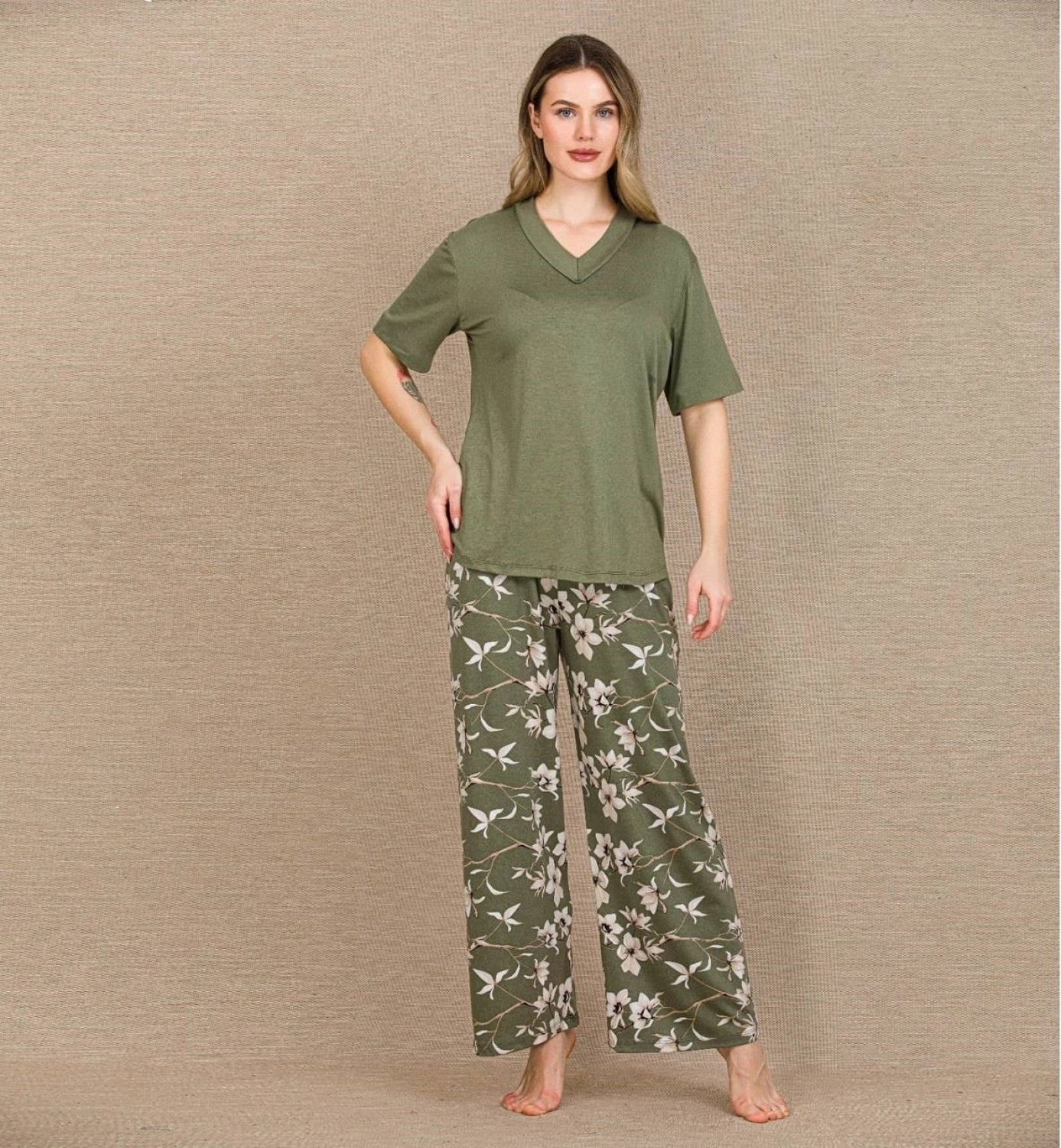 Hace Bazaar Marsilyan™- Şık Tasarım Çiçek Desenli Yeşil Kısa Kol Viskon Pijama Takımı