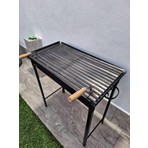 İklim Ayaklı Demir Mangal 40X70 Yerden Yüksekliği 75 cm Seyyar Portatif Oluklu Izgara