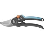 Gardena 12242-20 Premium Cut Bahçe Makası Çelik Malzeme ile Ergonomik Tasarım Sunar
