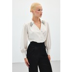 Sateen Aksesuar Detaylı Bodysuit Bluz - Bej