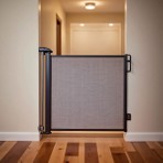 Baby Plus Geri Çekilebilir Güvenlik Perdesi Siyah 140 x 86 x 8,5 cm Kullanıcı Dostu Teleskopik Tasarım