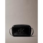 Calvin Klein Kadın Çapraz Çanta Siyah LV04F3331GUB1 Şık Görünüm ve Ergonomik Tasarım