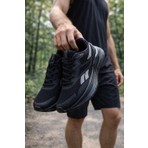Reebok Anes Run III Siyah Erkek Koşu Ayakkabısı Düz Taban ve Bağcıklı Tasarım ile Konfor Sunuyor