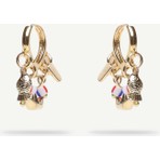 Yargıcı Charm Detaylı Halka Küpe