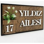 Vera Atölye Kişiselleştirilebilir Ahşap Kapı Isimliği - 23 x 13,5 cm Modern Aile Ismi ve Kapı Numarası Tabelası