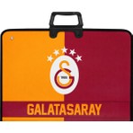 Galatasaray Lisanslı Parçalı Amblem Baskılı Proje Çantası - Askılı Fermuarlı Resim Çantası 35X50 cm