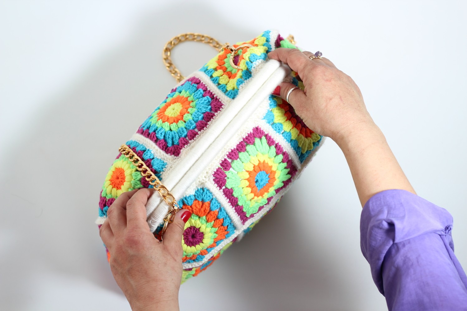 Mercan Designs Beyaz Motif Detaylı El Örgüsü Handmade Bohem Tarzı Omuz Çantası görsel 5
