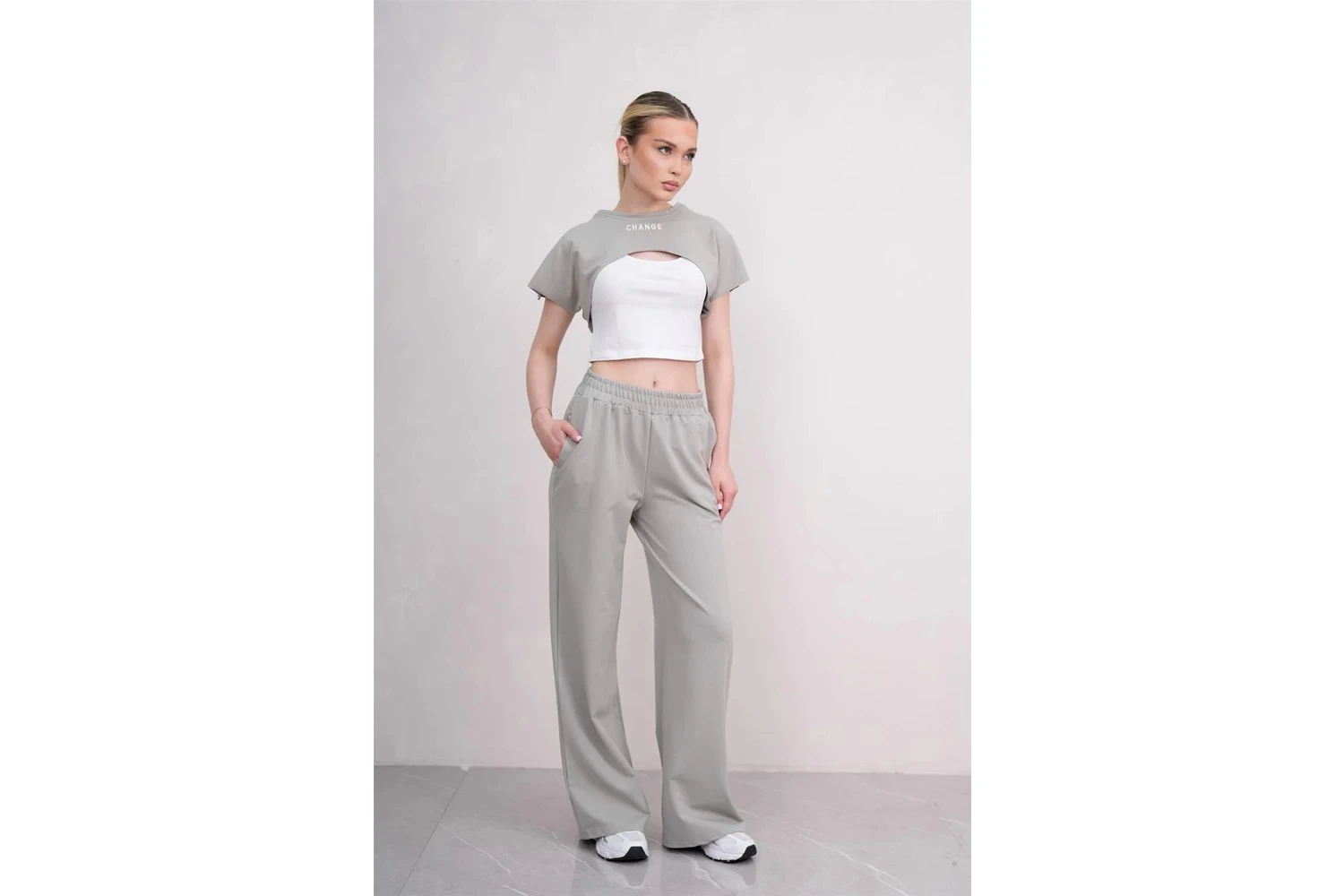 Resim Ponçik Kadın Crop Eşofman Takımı 3lü Takım Spor Comfort 25074 