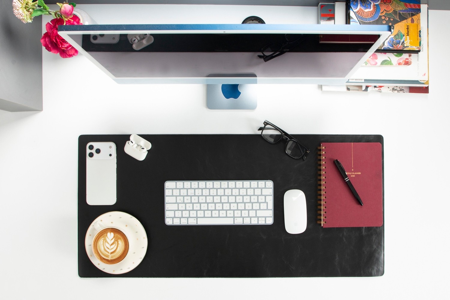 BloominBag Atelier 91 Noir Black Leather Desk Mat - Medium görsel 3