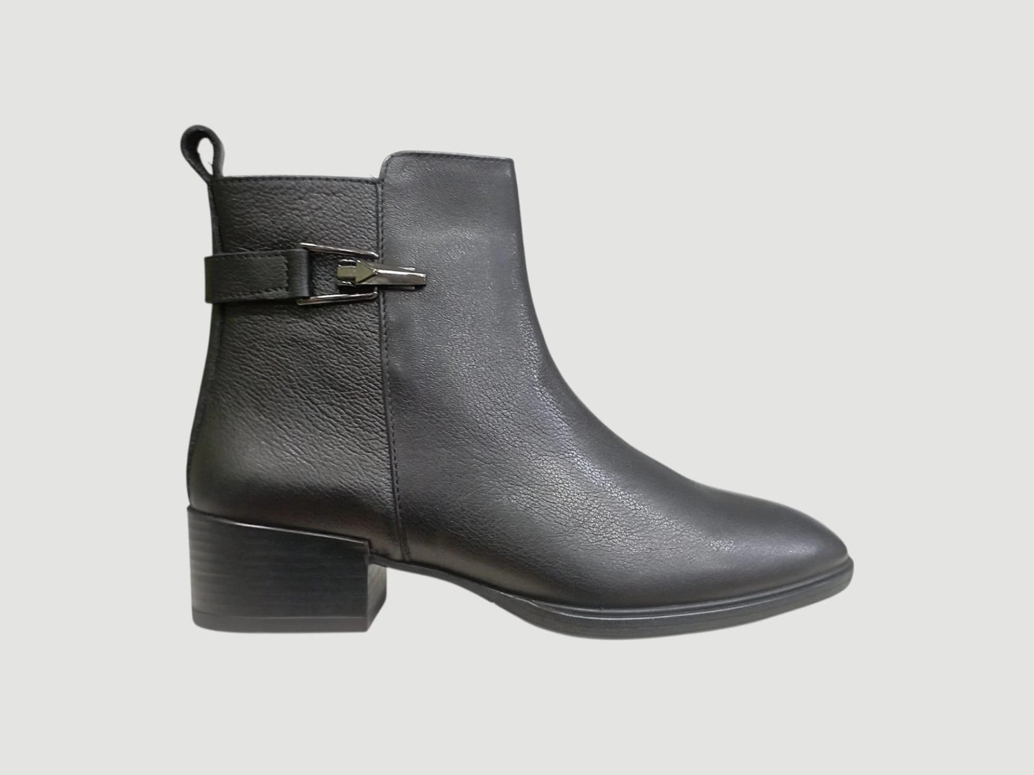 Castle Black CB-27711-1 Kadın Deri Kısa Topuklu Bot Kahve