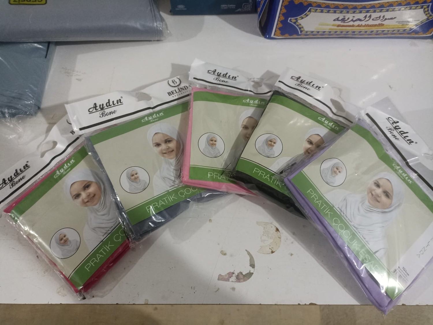 Minawish Kaliteli Pratik Çocuk Eşarbı-Boyunluklu Bone görsel 5