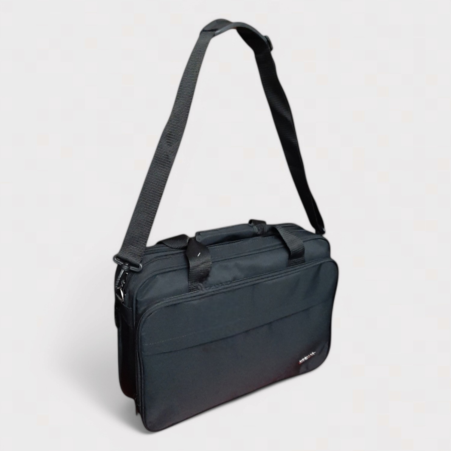 Escape 813 Siyah 15" Laptop Evrak Çantası GVN-0110 görsel 3