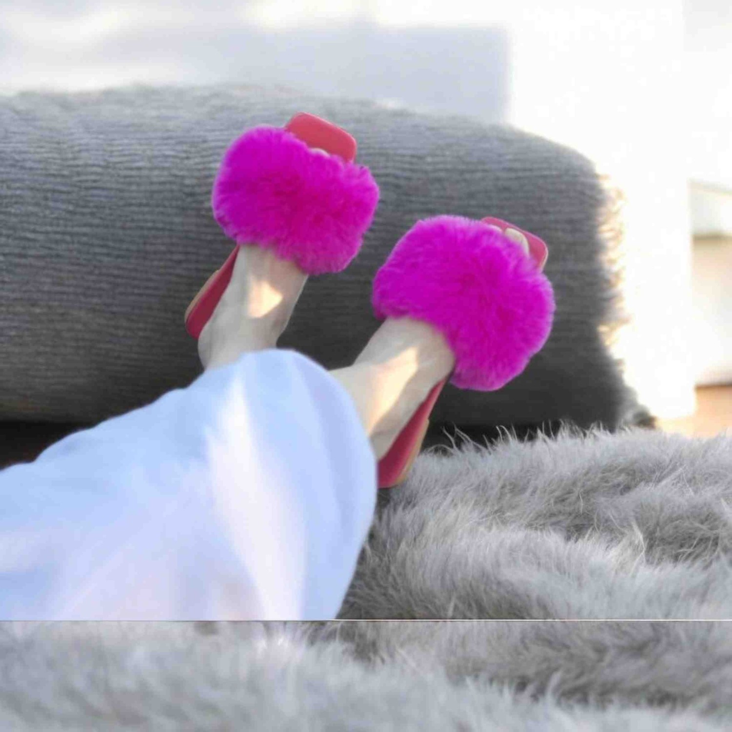 Moda Fiesta Beyaz Tüylü Kadın Terlik, Rahat, Günlük ve Çeyizlik Ev Terliği görsel 5