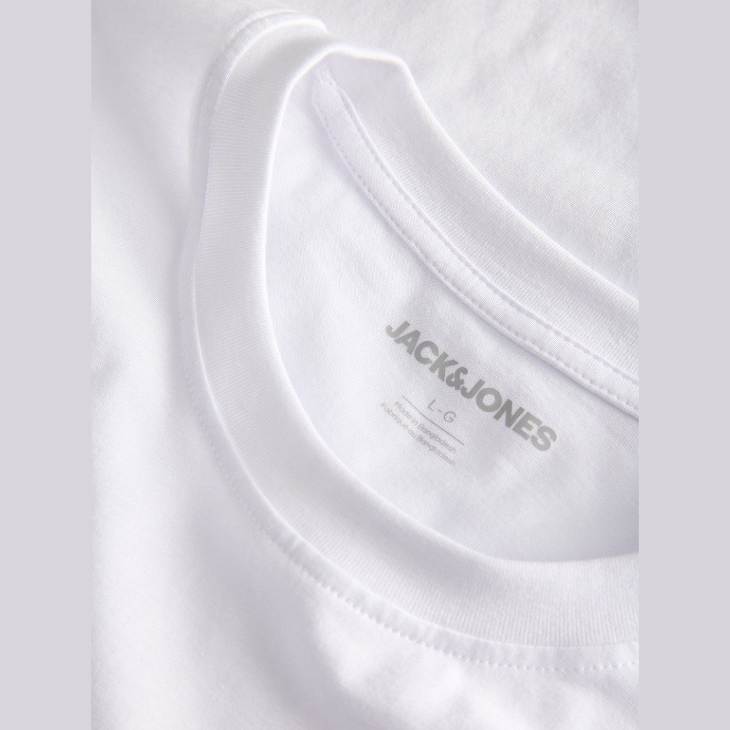 Jack & Jones Erkek Gögüs Baskılı Bisiklet Yaka Tisört Kısa Kol Basic Stil görsel 4