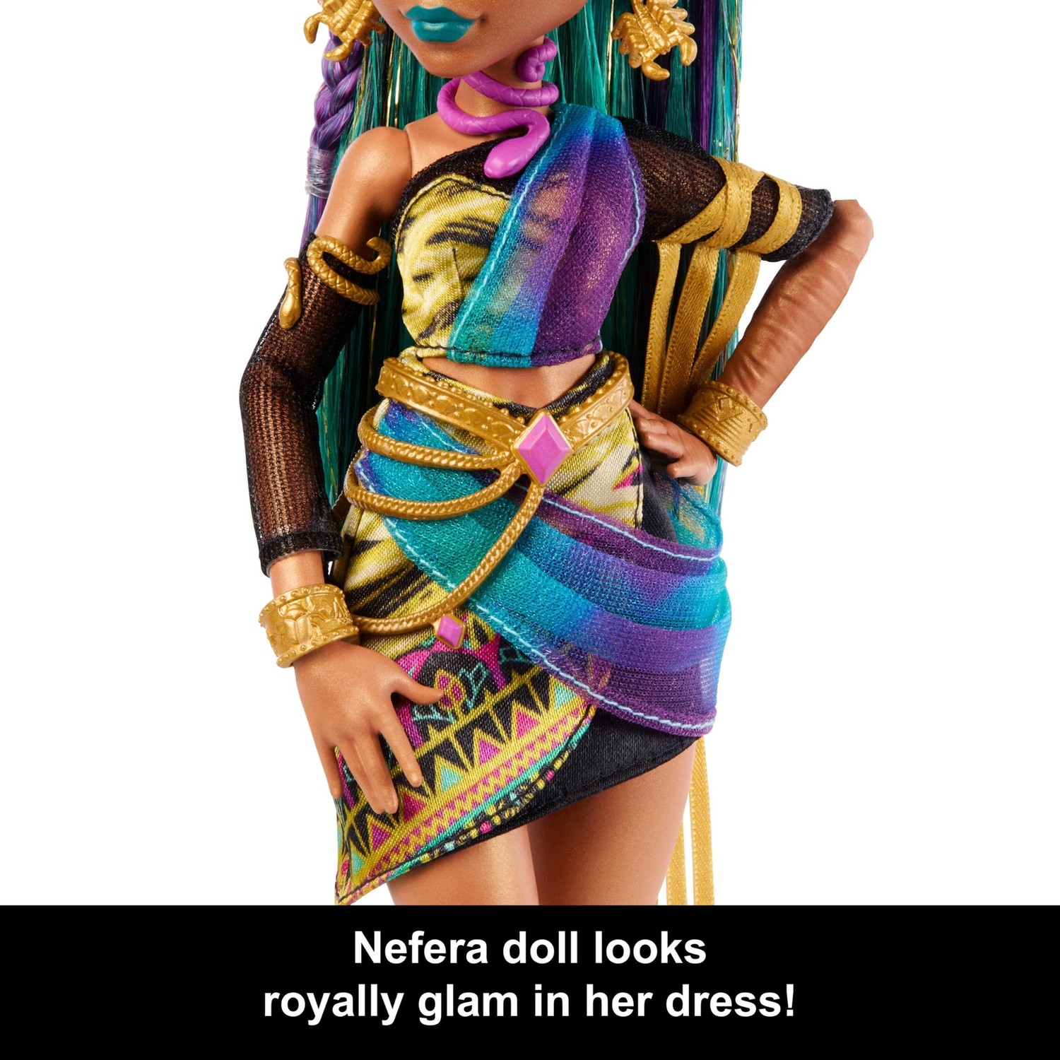 Die Grup Monster High Mumya Elbisesiyle Prenses Nefera De Nile Bebek, Evcil Mısır Böceği Lavish ve Çanta, Dizüstü Bilgisayar, Güneş Gözlüğü, Içecek ve Atıştırmalıklar Gibi 7 Aksesuar, JDR48 görsel 3