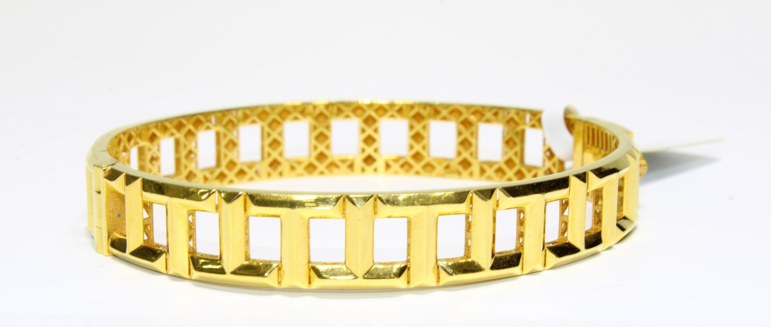 Kızılay Kuyumcusu 22 Ayar Altın Dikdörtgen T Model Kelepçe Bilezik 17.96 gr KLP2151