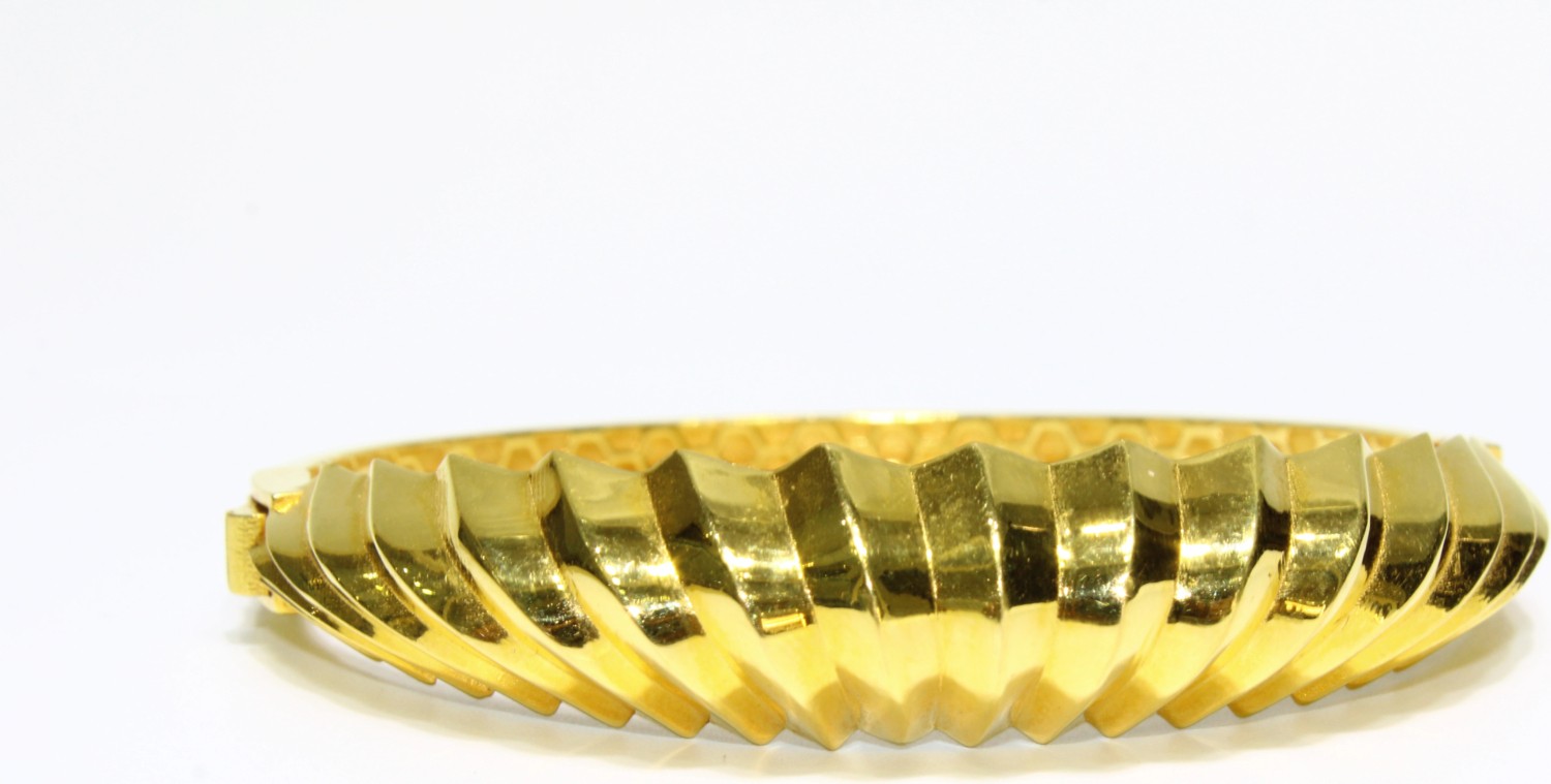 Kızılay Kuyumcusu 22 Ayar Altın Sıralı Kelepçe Bilezik 12.77 gr KLP1904