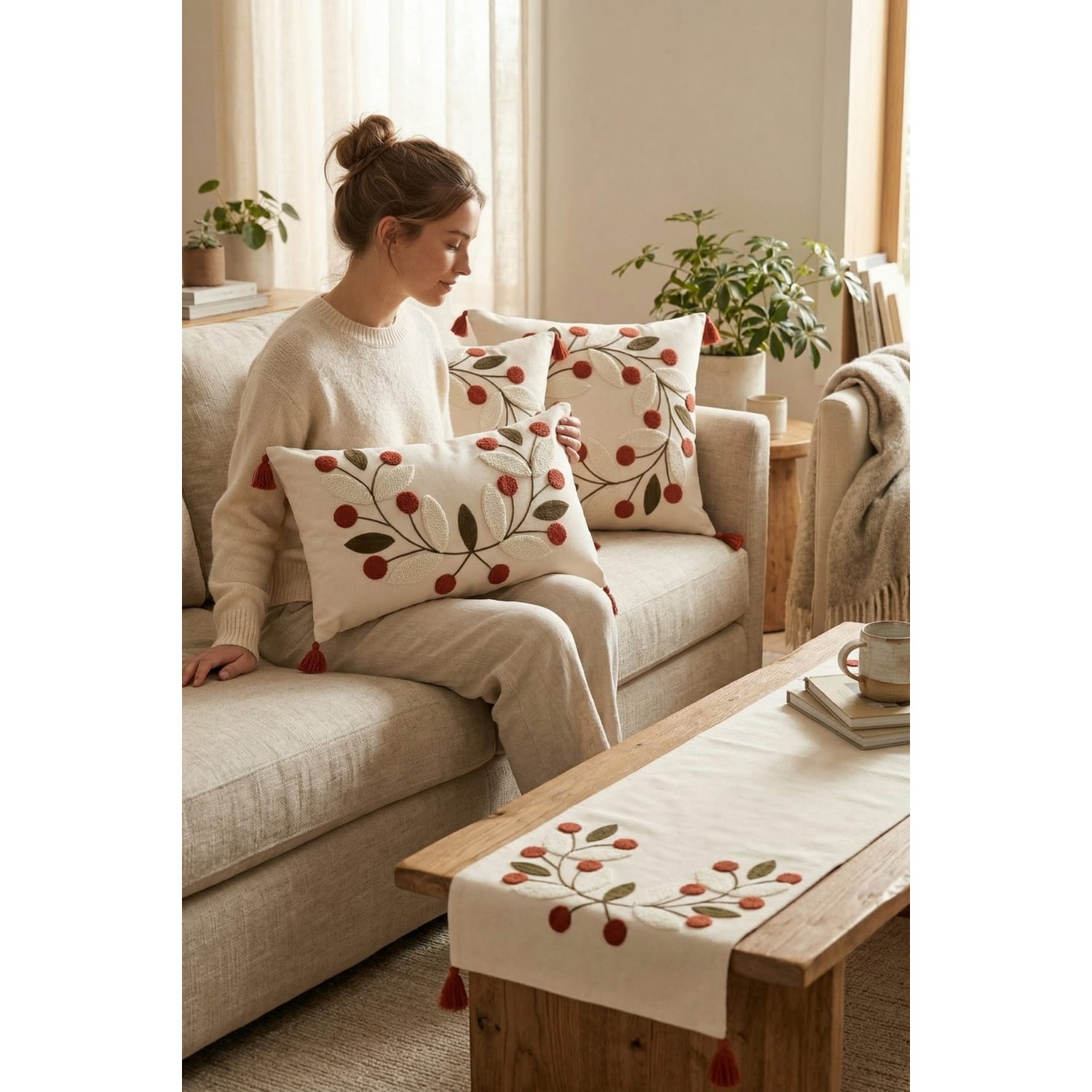 Buldan Natura Papatya 4’lü Punch Nakışlı Dekoratif Kırlent Kılıfı ve Runner Seti – 2 Adet 42×42 cm + 1 Adet 35×55 cm Kırlent Kılıfı + 1 Adet 40×130 cm Runner