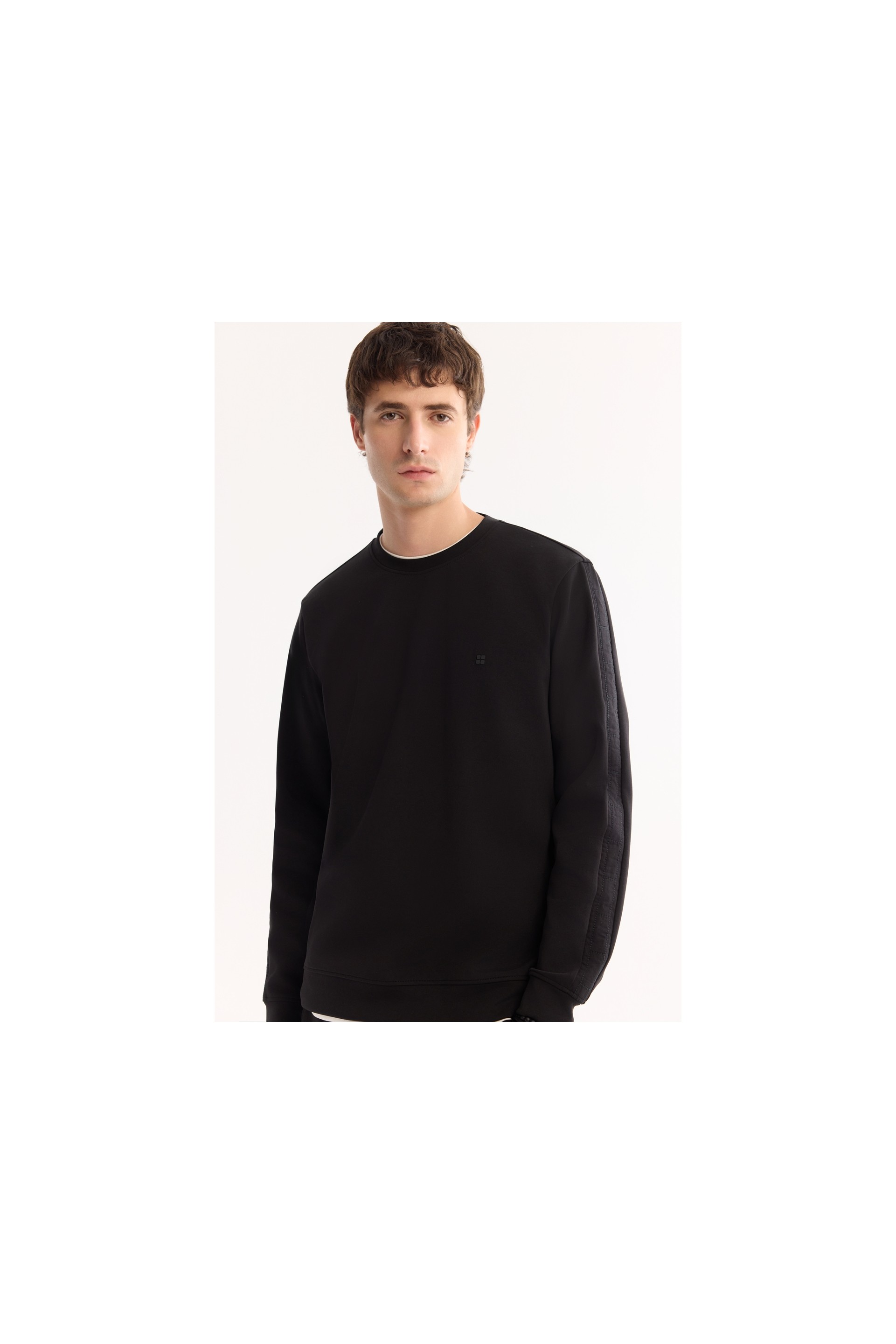 AVVA Erkek Siyah Bisiklet Yaka Pamuklu Bi-Stretch Regular Fit Sweatshirt A52Y1272 görsel 8