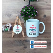 Hedizu Kişiye Özel Kadın Doğum Uzmanı Kupa Bardak Beyaz ve Anahtarlık Hediye Sepeti Kadın Doğum Uzmanına Tıp Bayramı Hediyesi