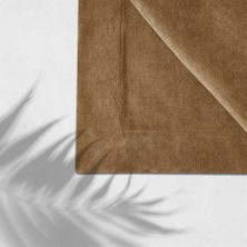 Goccia Kadife Dokulu Masa Örtüsü Camel Rengi