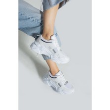 Devida Kadın Beyaz Spor Ayakkabı 5 Cm Yüksek Air Taban Günlük Sneaker X110