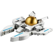 LEGO® KTYRA52 31152 Lego® Creator 3 Ü1 Arada Uzay Astronotu 647 Parça +9 Yaş