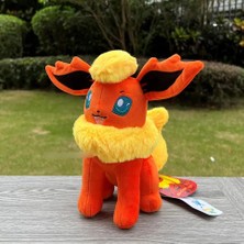 Takara Tomy Eevee Evrimleri Orjinal Pokemon Peluş Oyuncak Vaporeon Sylveon Glaceon Umbreon