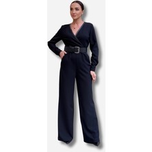 Modatalika Kadın Kruvaze Yaka Deri Biye Detaylı Kemerli Krep Bol Paça Tasarım Tulum