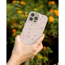 Coehl iPhone 15 Pro Uyumlu Kılıf Mini Çayır Çiçekleri Desenli Coehl Prairie Kapak Pembe Açık