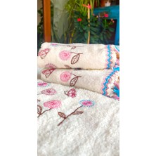 A.Z.H. Annem Çeyizlik 50X90 Cm.  Bukle Dokulu Yeni Trend Kalp ve Çiçek Nakışlı  El, Yüz  Havlusu (3.lü Set)