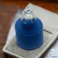 Lidya World Sky Diamond 1.5 Ct Dikdörtgen Büyük Taş Gümüş Kadın Yüzük