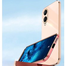 MTK Moveteck Vivo Y17S Kılıf Kamera Korumalı Parlak Gold Altın Kenarlı Yumuşak Silikon Kapak Zırh Tank