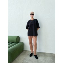 Vesado Kadın Rahat Kesim Bisiklet Yaka Siyah T-Shirt