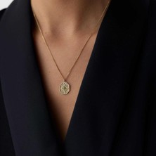 By Golden House Yeşil Taşlı Kübik Kolye