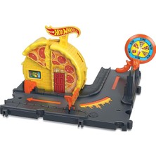 Mattel Hot Wheels Gösteri Dünyası Speedy Pizza Up Oyun Seti HKX44