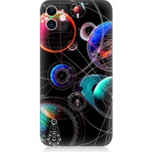 Teknomeg Apple iPhone 12 Uyumlu Sci Fi Gezegenler ve Vektörler Desenli Silikon Kılıf