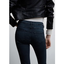 Mango Dar Paça Push-Up Jean