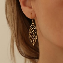 Nox Jewelry 14 Ayar Altın Kaplama Yaprak Form Sallantılı Gümüş Küpe – Minimal Zarif Küpe - E00232