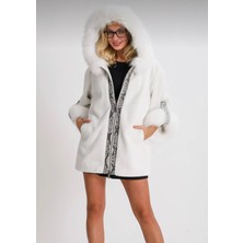 Nero Leather Fur Piton Detaylı Beyaz Alkantara Kumaş Kaban Kapüşon ve Manşet Tilki - Hnyln