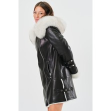 Nero Leather Fur Içi Beyaz Kürk Dışı Siyah Kuzu Derisi Kapüşonlu Kadın Deri Kaban HN114IK