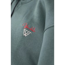 Wondela Sweatshirt