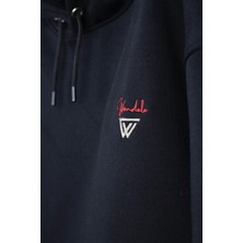 Wondela Sweatshirt