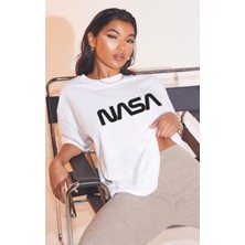 Black Sokak Kadın Beyaz Nasa Baskılı Tshirt