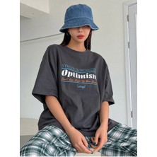Black Sokak Kadın Antrasit Optimism Baskılı Oversize Bisiklet Yaka Tshirt