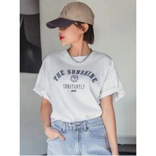 Black Sokak Kadın Beyaz Siyah The Sunshine Baskılı Oversize Bisiklet Yaka Tshirt