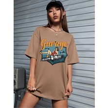 Black Sokak Blacksokak Kadın Camel Garage Baskılı Bisiket Yaka Tshirt